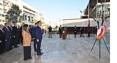 Denizli'de 24 Kasım Öğretmenler Günü törenlerle kutlandı