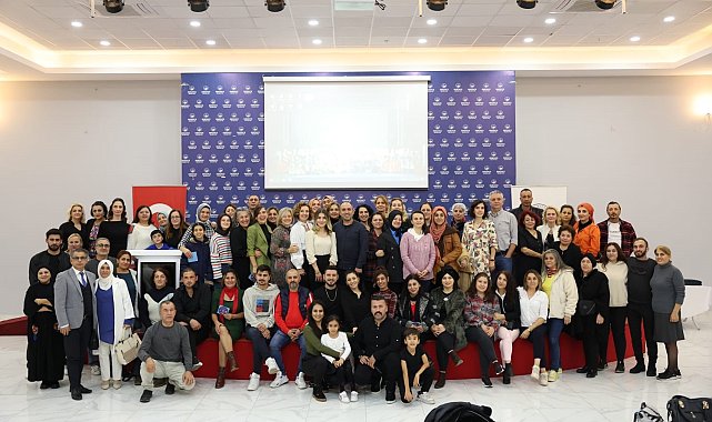 Derincespor Halk Oyunları Topluluğu galada buluştu