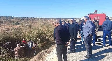 Devrilen traktörün altında kalan sürücü ağır yaralandı
