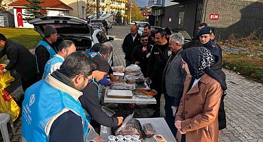 Dumlupınar'da Filistin için hayır çarşısı