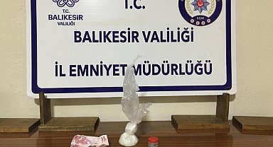 Durdurulan araçtan uyuşturucu çıktı