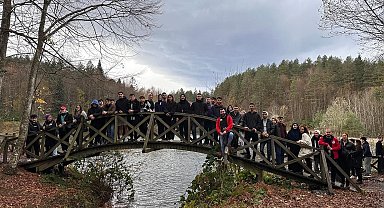 Düzce yürüyor yüzler gülüyor