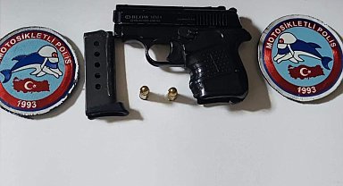 Elazığ'da 2 adet ruhsatsız tabanca ele geçirildi