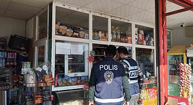 Elazığ'da okul önlerindeki denetimler sürüyor