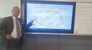 Emekli olan 44 yıllık öğretmene unutulmaz veda