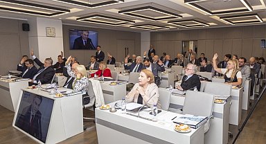 Erkılınç: "Yanlış yollara tevessül edenler kendilerini kandırıyor"