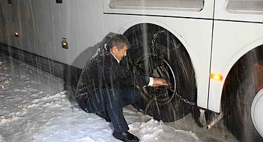 Erzincan Valiliğinden kışlık lastik ve zincir uyarısı