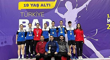 Erzincanlı badmintoncular, Samsun'dan madalyalarla döndüler