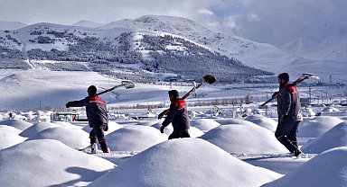 Erzurum'da kış mezarları hazır