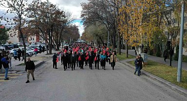 Erzurum'da öğrenci ve akademisyenler Filistin için yürüdü