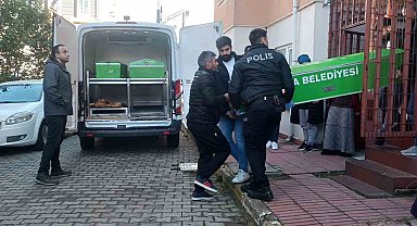 Eşini öldürüp oğlunu yaralamıştı, intihar etti
