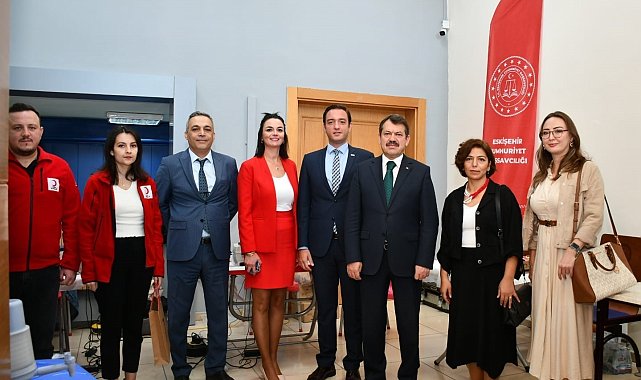 Eskişehir Adliyesi'nde kan bağışı için sıraya girdiler