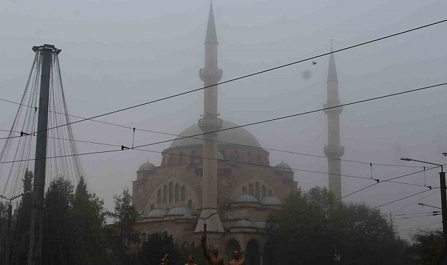 Eskişehir güne 'Sis' altında başladı