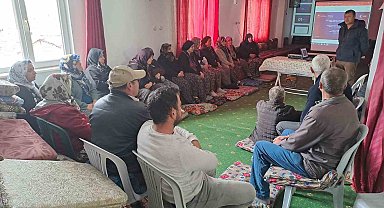 Eskişehir'de 'Hanımlar hayvanlarını tritikale ile besliyor' projesi bilgilendirme toplantısı yapıldı