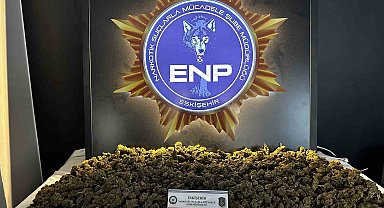 Eskişehir'de 5 kilo 325 gram esrar ele geçirildi