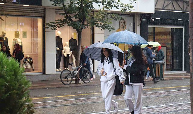 Eskişehir'de yağışlarla birlikte hava da soğudu
