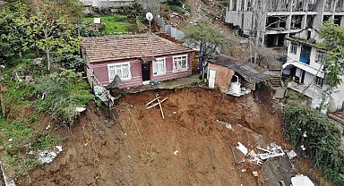 Eyüpsultan'da toprağın kaydığı iki alan dron ile görüntülendi