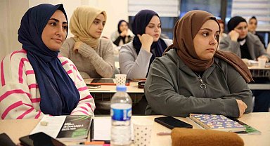 Eyüpsultanlı öğrenciler kariyer planlarını Genç Akademi ile yapıyor