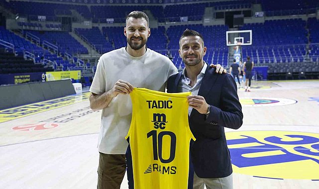 Fenerbahçe'nin Sırp sporcuları Tadic ile Guduric, bir araya geldi