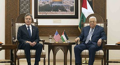 Filistin Devlet Başkanı Abbas, ABD Dışişleri Bakanı Blinken ile bir araya geldi