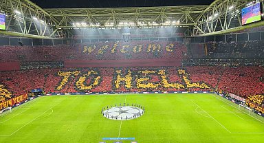 Galatasaray taraftarından 'Welcome to hell' koreografisi