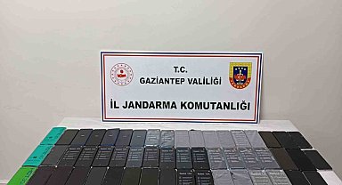 Gaziantep'te 1,5 milyon lira değerinde kaçak cep telefonu ele geçirildi