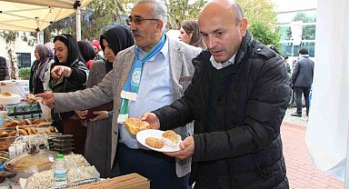 Gazzeliler için sergi açtılar