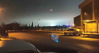 Gecenin karanlığını trafo patlaması böyle aydınlattı