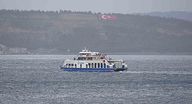 Gökçeada ve Bozcaada'ya tüm feribot seferleri iptal edildi