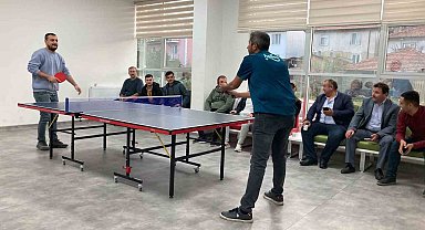 Hisarcık'ta öğretmenler arası masa tenisi turnuvası sona erdi