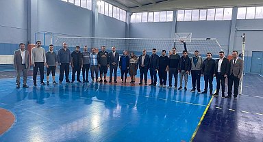 Hisarcık'ta Öğretmenler Günü voleybol turnuvası