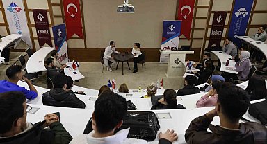 HKÜ'de 'Kadına Yönelik Şiddetle Mücadele Günü' için tiyatro oyunu sergilendi