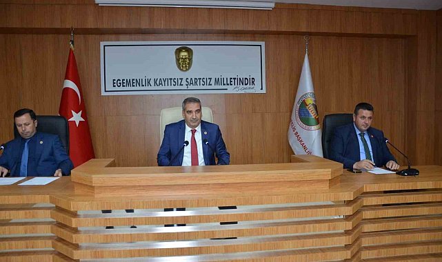 İl Özel İdaresi'nin bütçesini meclis onayladı