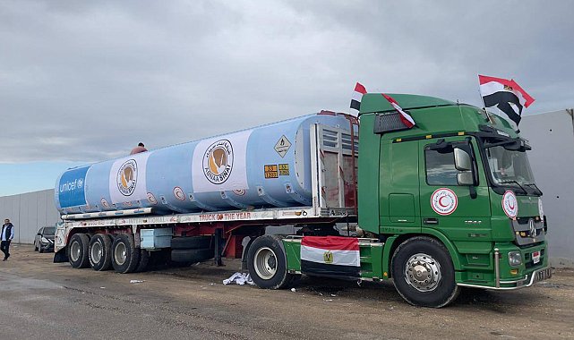 İsrail, Gazze'ye günde 2 tanker yakıt girişine izin verdi