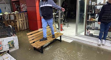 İstanbul'da yağış vatandaşları olumsuz etkiledi