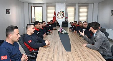 İtfaiyecilere hayvan kurtarma eğitimi verildi