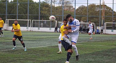İzmirspor sahasında Alaçatıspor'u 4-0 mağlup etti
