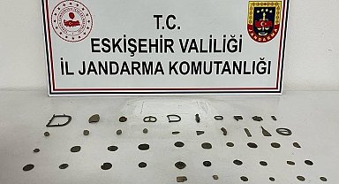 Jandarma ekiplerinden tarihi eser operasyonu