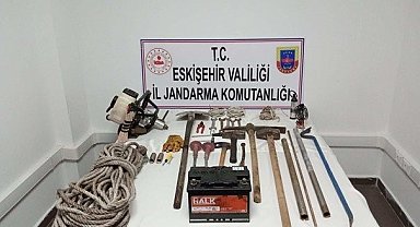 Jandarma kaçak kazıya geçit vermiyor