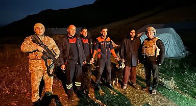 Kayalıklarda mahsur kalan hayvanlar kurtarıldı