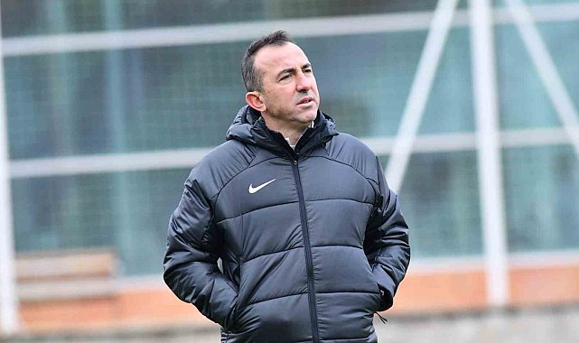Kayserispor Teknik Direktörü Uçar: "Gidecek daha çok yolumuz var"
