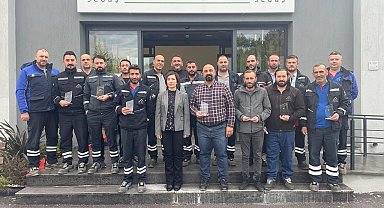 Kıdemli çalışanlara ödül verildi