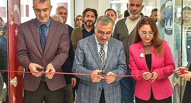 KMÜ'de Cumhuriyet temalı kişisel seramik sergisi