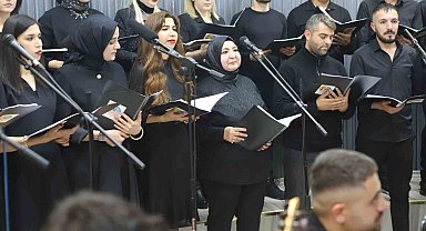 Koroya giren anneden kızına unutulmayacak Öğretmenler Günü sürprizi