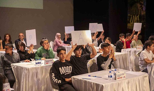 LGS kurs merkezi öğrencileri arasında bilgi yarışması düzenlendi