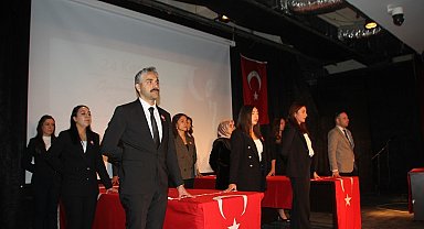 Malazgirt'te 24 Kasım Öğretmenler Günü kutlandı