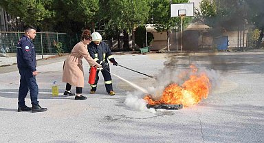 Marmaris Belediyesi personeline yangın eğitimi verildi