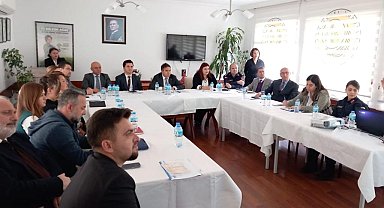Marmaris'te bağımlılıkla mücadele toplantısı yapıldı