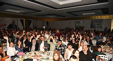 Menemen'de Öğretmenler Günü için unutulmaz gece