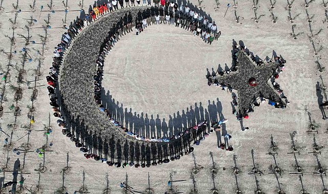 Mersin'de 2023 metrekare alana 16 Türk devleti için 16 ayrı tür fidan dikildi
